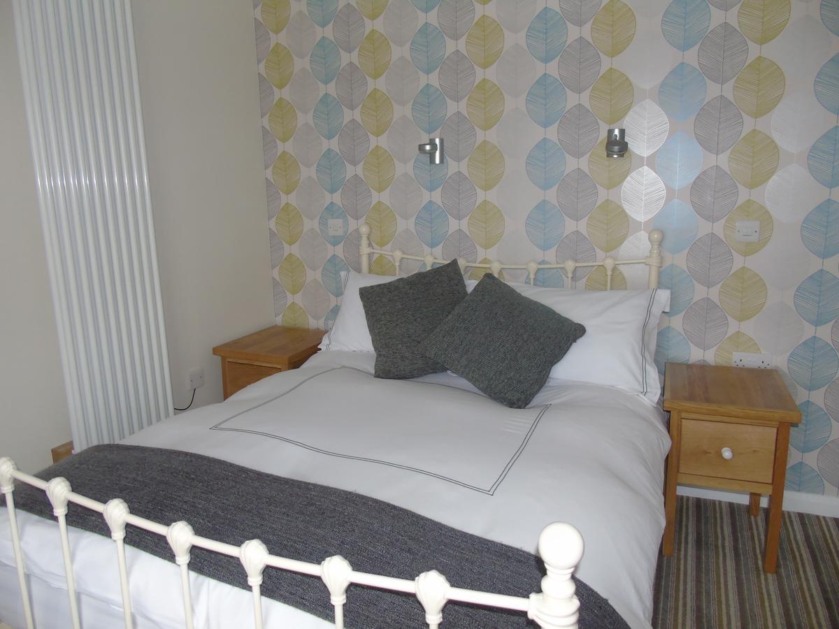 Hotel Kings Head Capel Hendre Zewnętrze zdjęcie