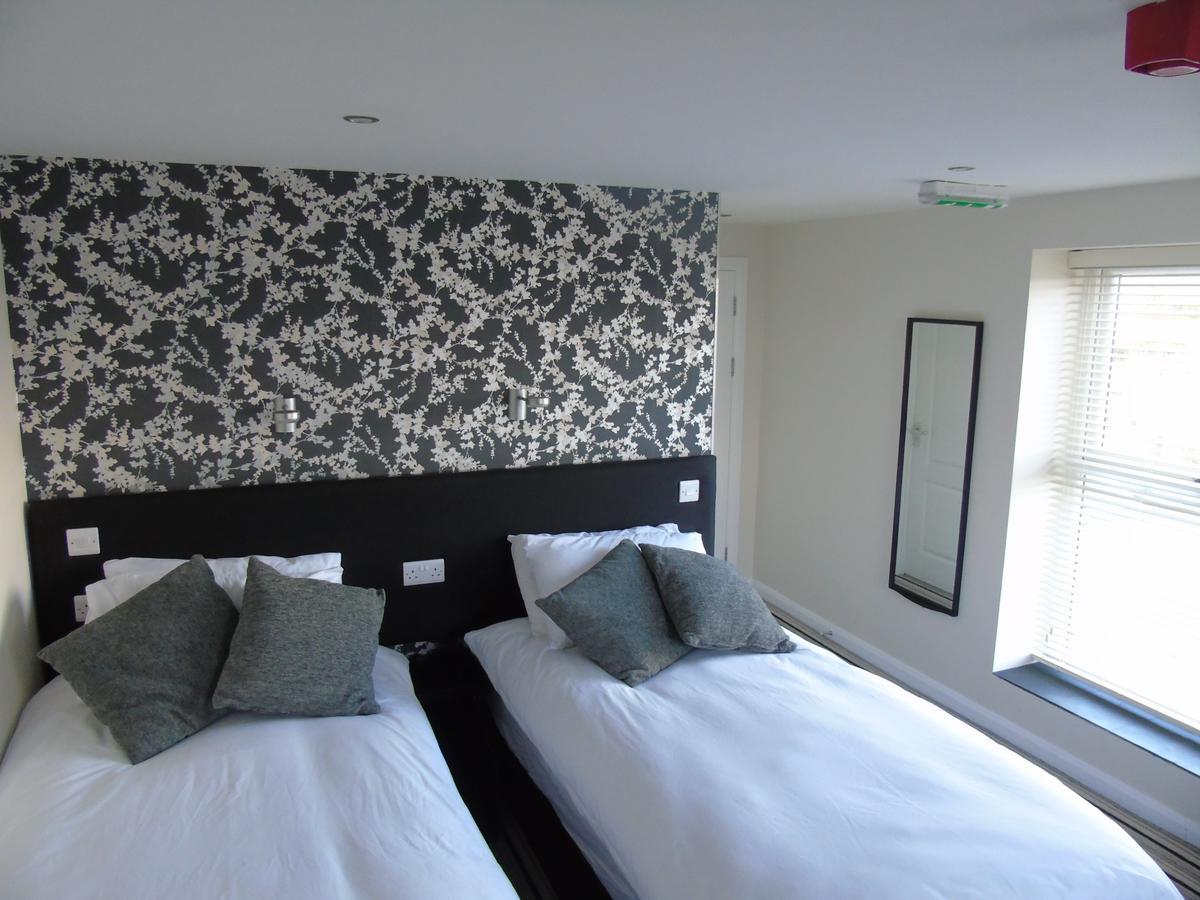 Hotel Kings Head Capel Hendre Zewnętrze zdjęcie