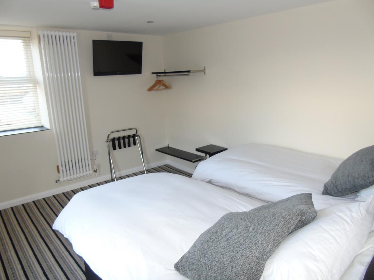 Hotel Kings Head Capel Hendre Zewnętrze zdjęcie