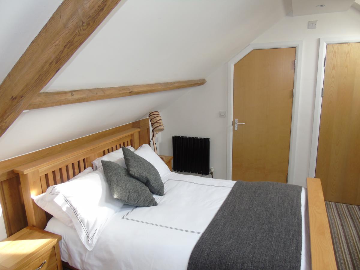 Hotel Kings Head Capel Hendre Zewnętrze zdjęcie