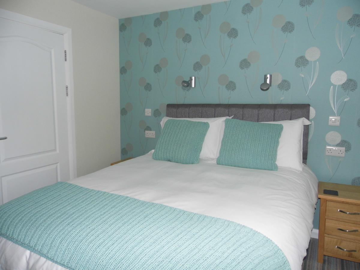 Hotel Kings Head Capel Hendre Zewnętrze zdjęcie