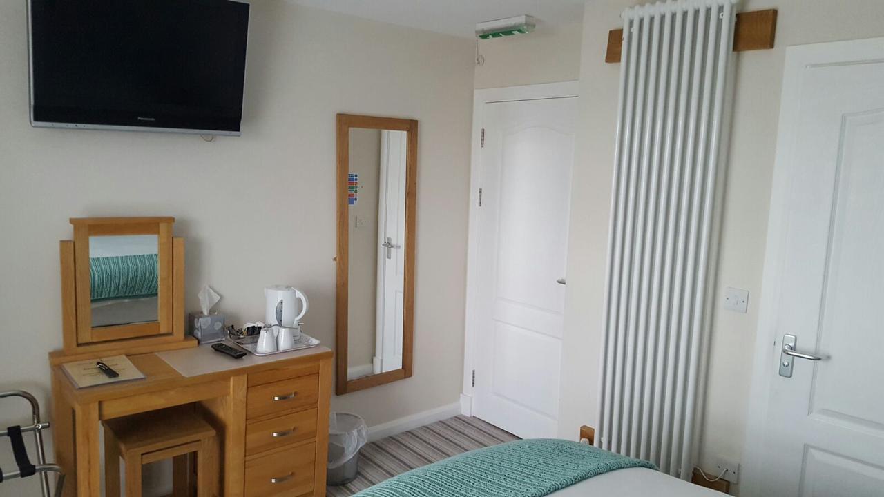 Hotel Kings Head Capel Hendre Zewnętrze zdjęcie